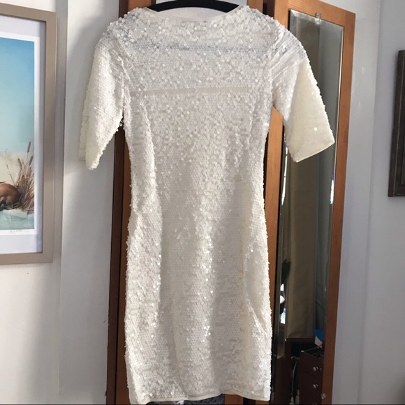 BCBG White sequin mini 👰 - Picture 3 of 4